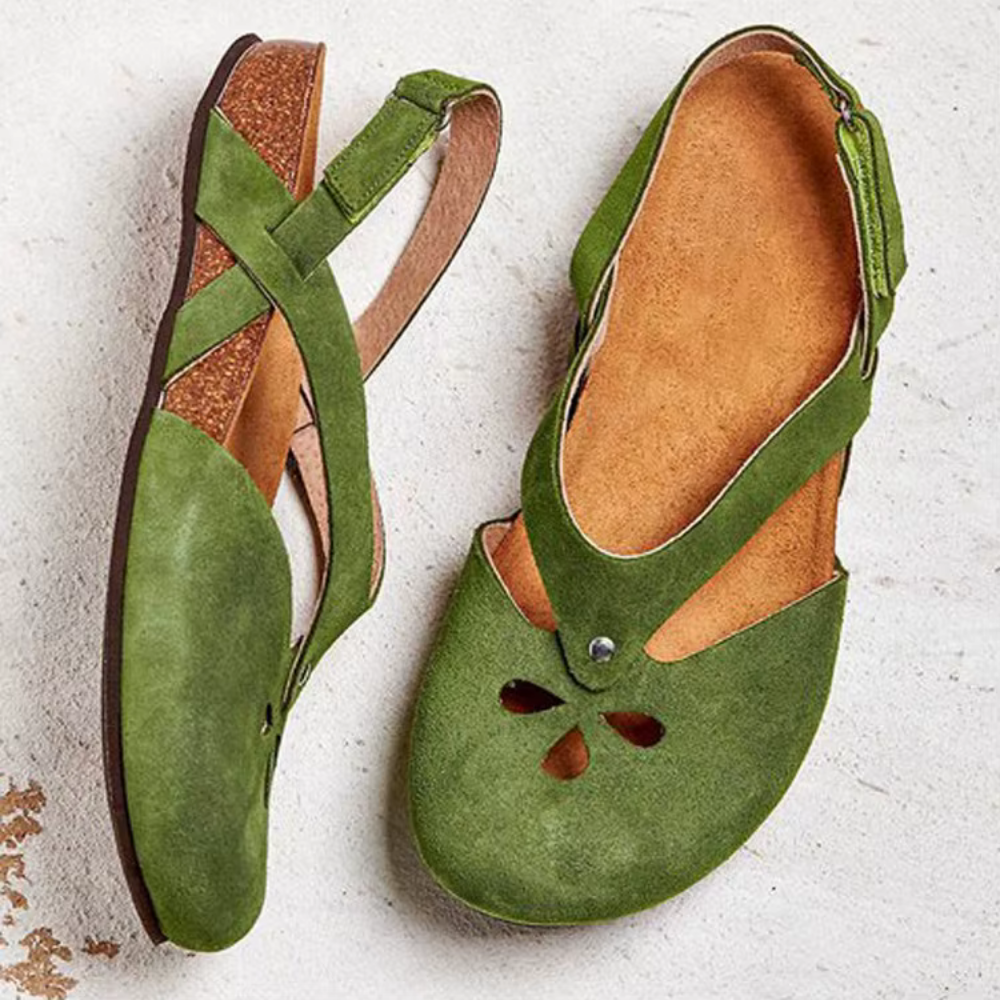 Jada | Women's Walking Closed Toe Sandals
