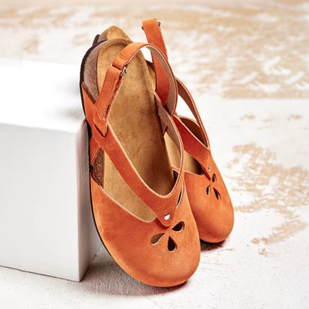 Jada | Women's Walking Closed Toe Sandals