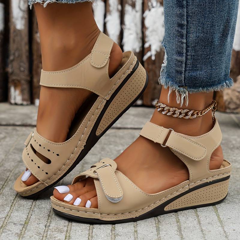 Jada | Women's Walking Wedge Sandals